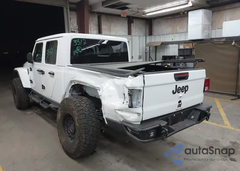 2025 Jeep Gladiator Nighthawk z USA, uszkodzony, nr VIN 1C6PJTAG4SL505220